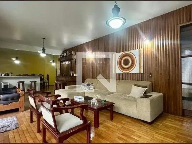 Casa / Sobrado para Venda em Belo Horizonte/MG Serra 4 Quartos