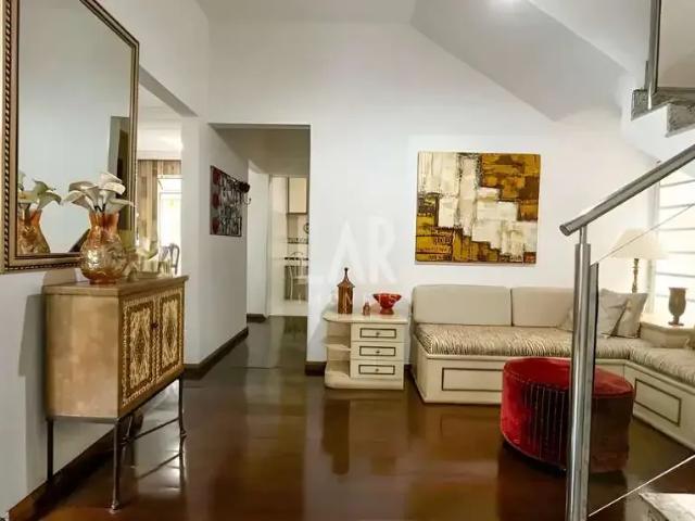 Casa / Sobrado para Venda em Belo Horizonte/MG Serra 4 Quartos