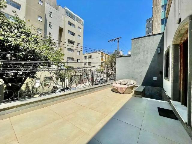 Casa / Sobrado para Venda em Belo Horizonte/MG Serra 4 Quartos