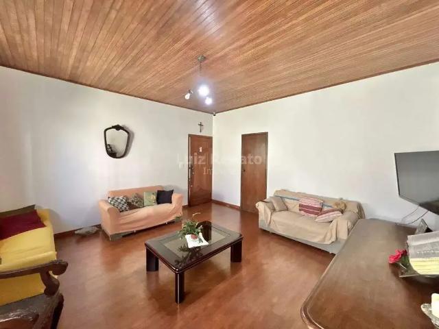 Casa / Sobrado para Venda em Belo Horizonte/MG Serra 4 Quartos