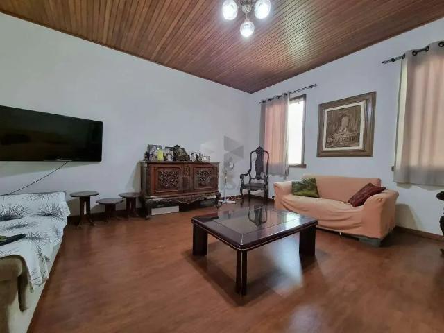 Casa / Sobrado para Venda em Belo Horizonte/MG Serra 4 Quartos