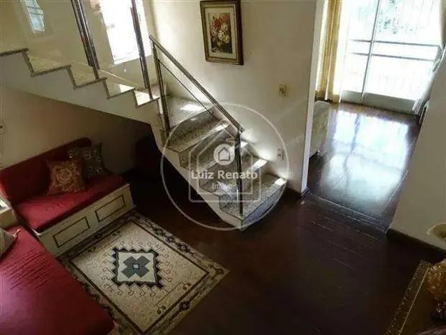 Casa / Sobrado para Venda em Belo Horizonte/MG Serra 4 Quartos