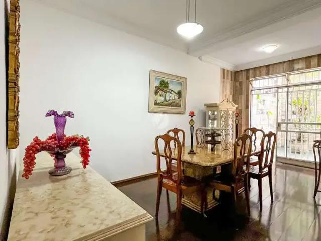 Casa / Sobrado para Venda em Belo Horizonte/MG Serra 4 Quartos