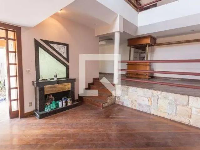 Casa / Sobrado para Venda em Belo Horizonte/MG Serra 5 Quartos