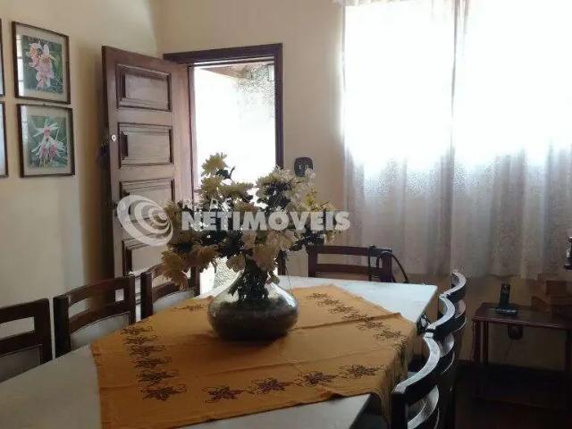 Casa / Sobrado para Venda em Belo Horizonte/MG Serra 5 Quartos