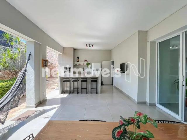 Casa / Sobrado para Venda em Belo Horizonte/MG Serra 5 Quartos