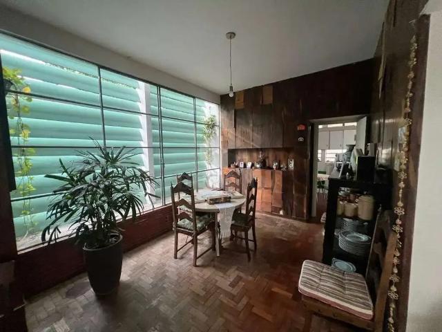 Casa / Sobrado para Venda em Belo Horizonte/MG Serra 6 Quartos