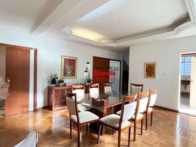 Casa / Sobrado para Venda em Belo Horizonte/MG Serra 7 Quartos