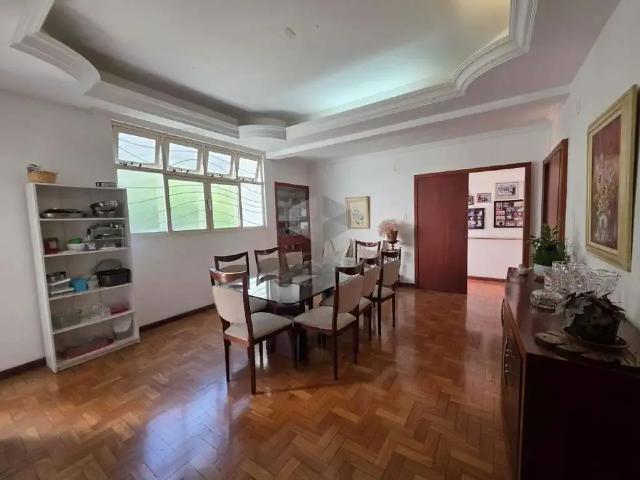 Casa / Sobrado para Venda em Belo Horizonte/MG Serra 7 Quartos