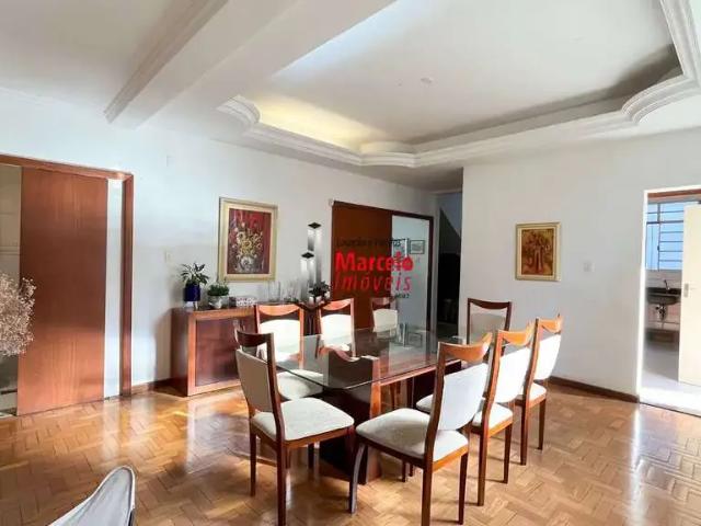Casa / Sobrado para Venda em Belo Horizonte/MG Serra 7 Quartos