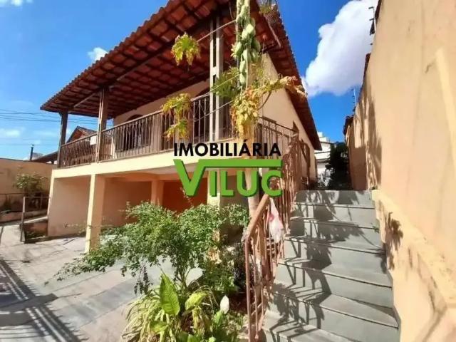 Casa / Sobrado para Venda em Belo Horizonte/MG Serrano 3 Quartos