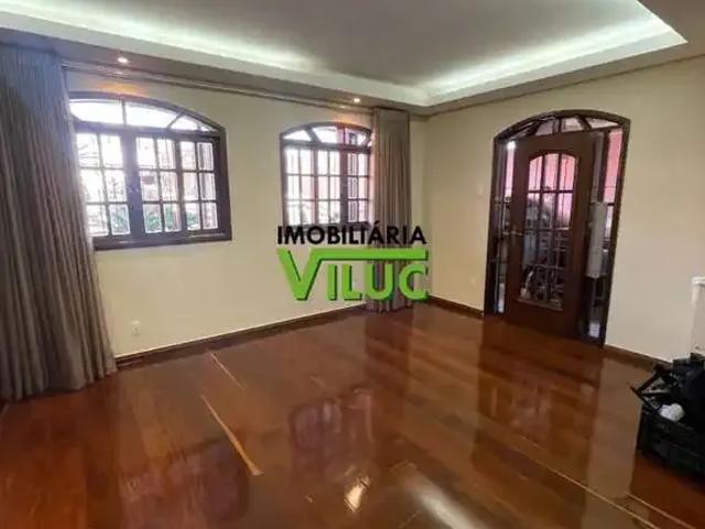 Casa / Sobrado para Venda em Belo Horizonte/MG Serrano 4 Quartos