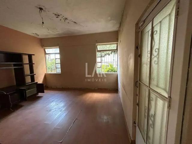 Casa / Sobrado para Venda em Belo Horizonte/MG Sion 4 Quartos