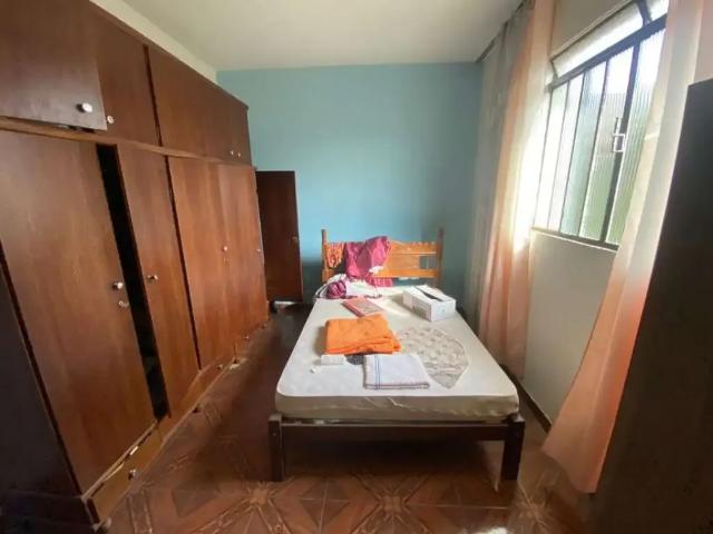 Casa / Sobrado para Venda em Belo Horizonte/MG Tirol 4 Quartos