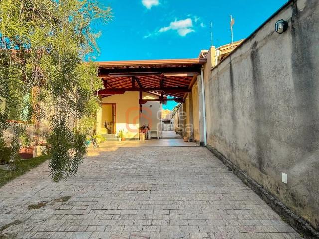 Casa / Sobrado para Venda em Belo Horizonte/MG Trevo 4 Quartos