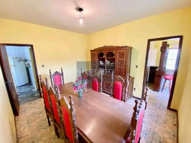 Casa / Sobrado para Venda em Belo Horizonte/MG Universitário 3 Quartos