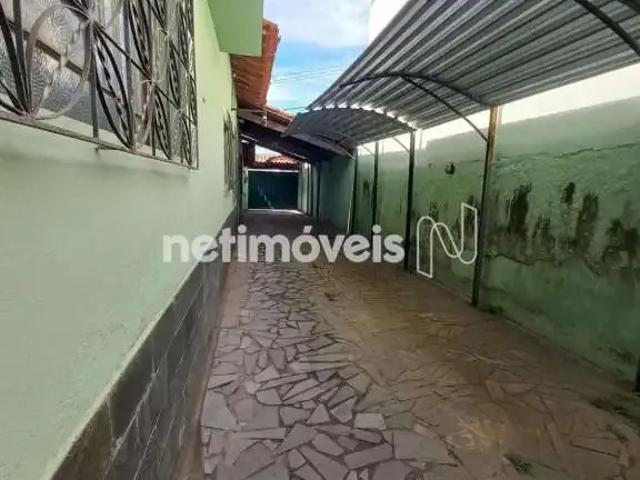 Casa / Sobrado para Venda em Belo Horizonte/MG Venda Nova 3 Quartos