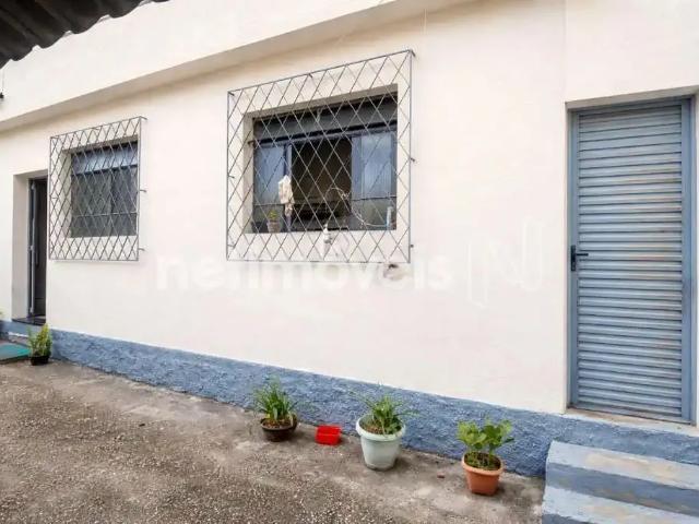 Casa / Sobrado para Venda em Belo Horizonte/MG Vera Cruz 7 Quartos