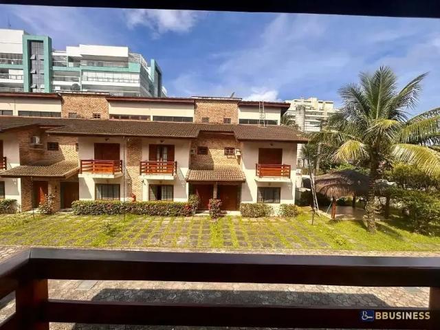 Casa / Sobrado para Venda em Bertioga/SP Maitinga 3 Quartos