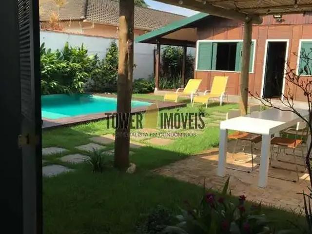 Casa / Sobrado para Venda em Bertioga/SP Maitinga 4 Quartos