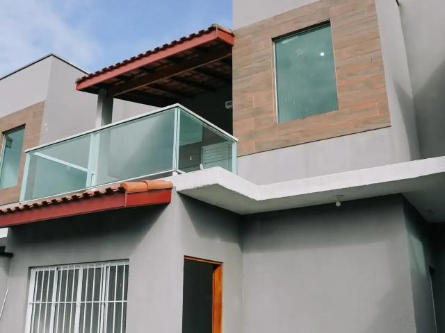 Casa / Sobrado para Venda em Bertioga/SP Boraceia 3 Quartos