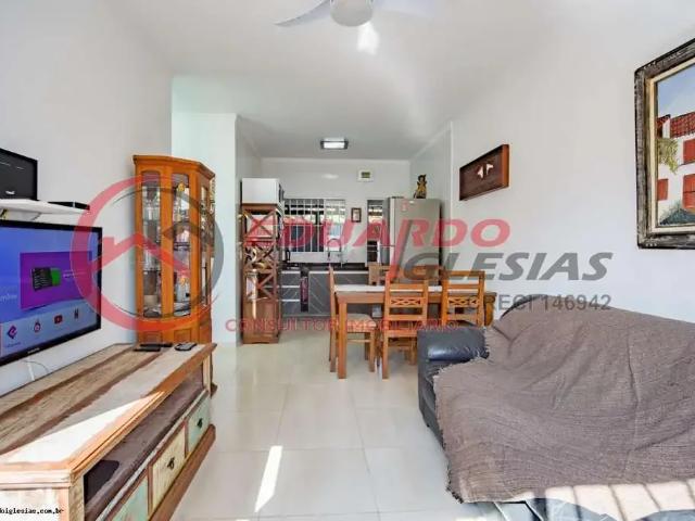 Casa / Sobrado para Venda em Bertioga/SP Boraceia 3 Quartos