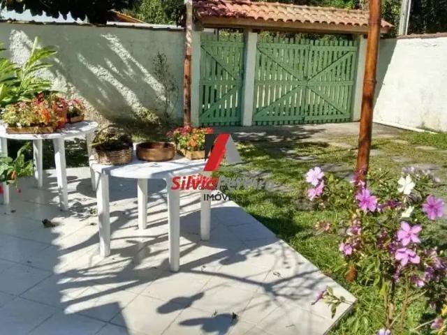 Casa / Sobrado para Venda em Bertioga/SP Centro 4 Quartos