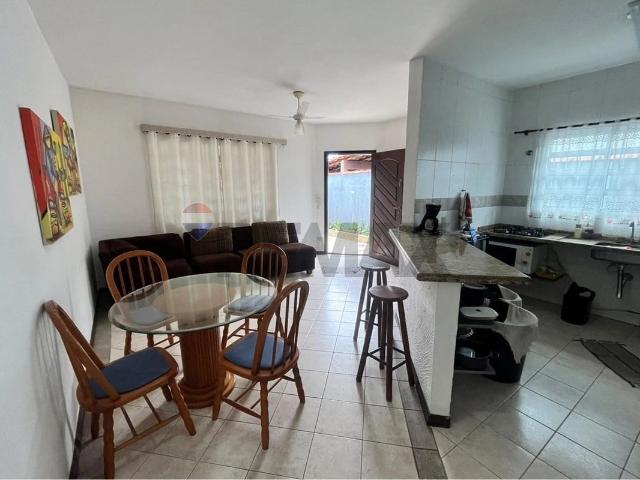Casa / Sobrado para Venda em Bertioga/SP Centro 3 Quartos