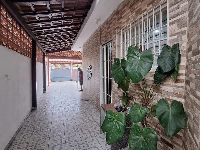 Casa / Sobrado para Venda em Bertioga/SP Indaia 3 Quartos