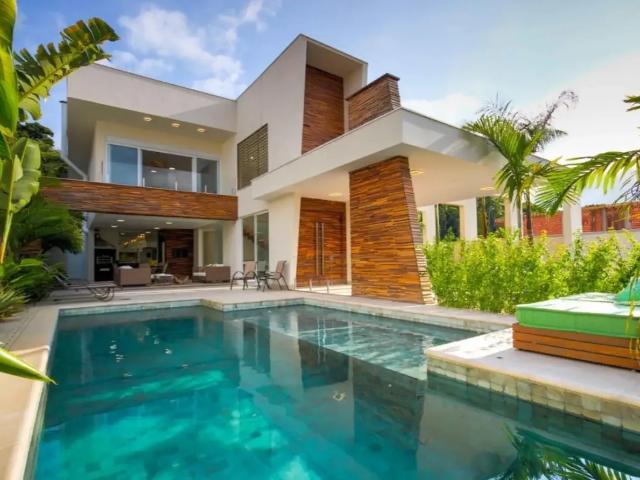 Casa / Sobrado para Venda em Bertioga/SP Riviera 6 Quartos