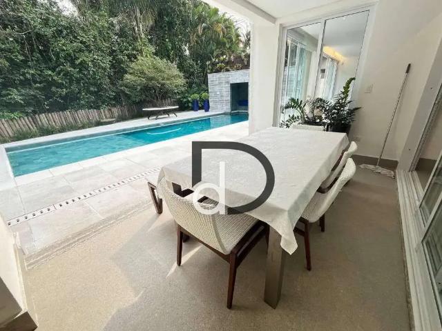 Casa / Sobrado para Venda em Bertioga/SP Riviera de São Lourenço 5 Quartos