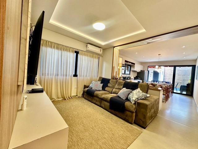 Casa / Sobrado para Venda em Bertioga/SP São Lourenço 4 Quartos