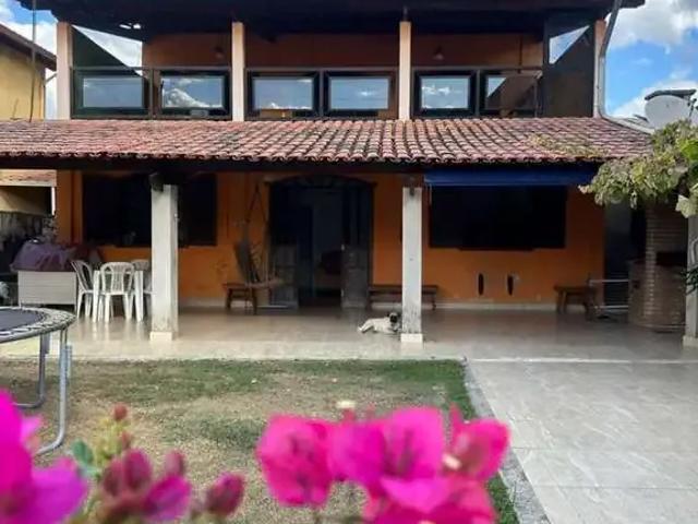 Casa / Sobrado para Venda em Betim/MG Niterói 4 Quartos