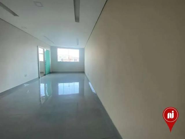Casa / Sobrado para Venda em Betim/MG Niterói 5 Quartos