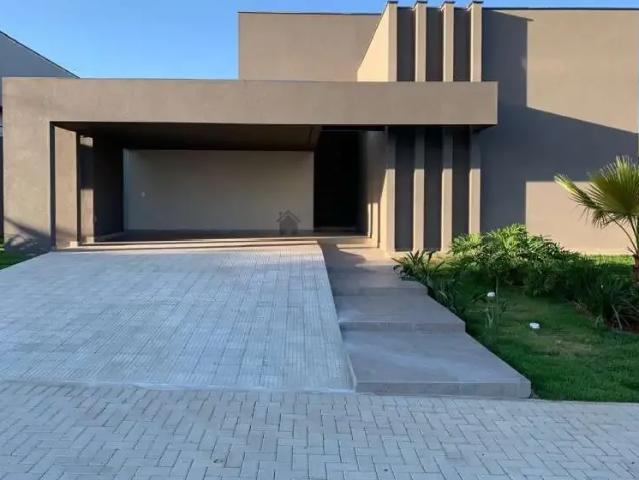 Casa / Sobrado para Venda em Betim/MG Açude 4 Quartos