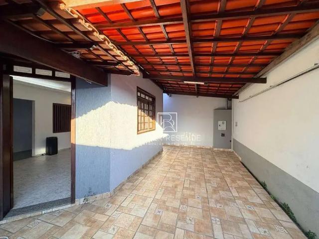 Casa / Sobrado para Venda em Betim/MG Bom Retiro 3 Quartos