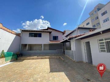 Casa / Sobrado para Venda em Betim/MG Bom Retiro 3 Quartos