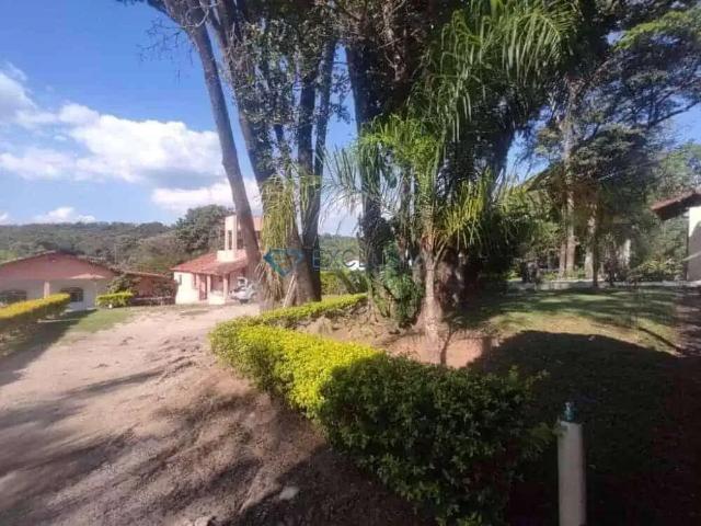 Casa / Sobrado para Venda em Betim/MG Casa Amarela 7 Quartos