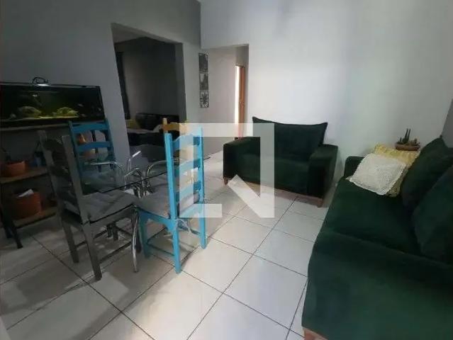 Casa / Sobrado para Venda em Betim/MG Centro 2 Quartos