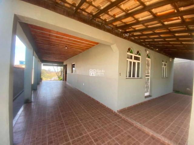 Casa / Sobrado para Venda em Betim/MG Cidade Verde 4 Quartos