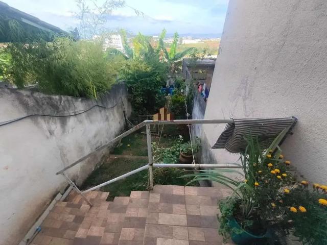 Casa / Sobrado para Venda em Betim/MG Duque de Caxias 2 Quartos