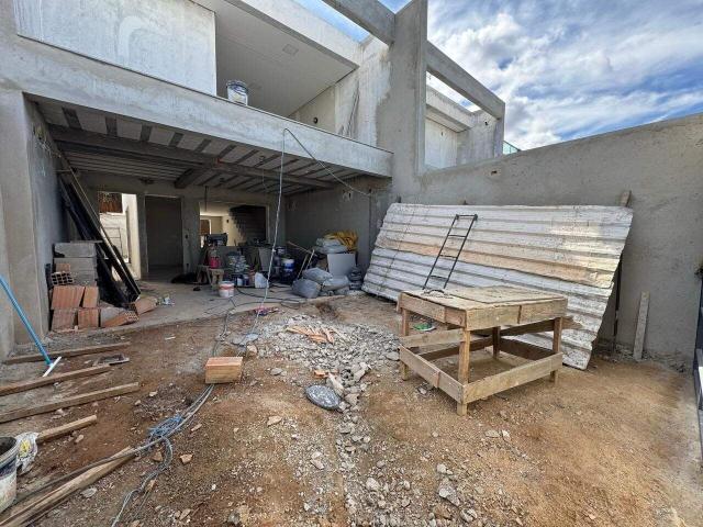 Casa / Sobrado para Venda em Betim/MG Guarujá Mansões 3 Quartos
