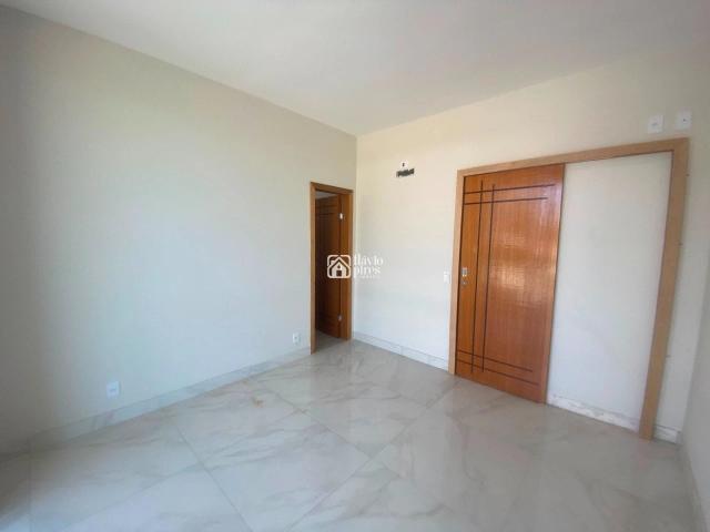 Casa / Sobrado para Venda em Betim/MG Jardim Nazareno 3 Quartos