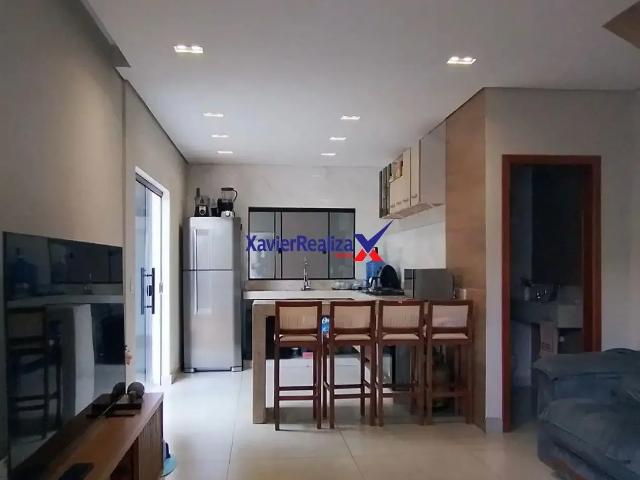 Casa / Sobrado para Venda em Betim/MG Laranjeiras 2 Quartos