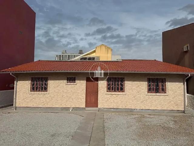Casa / Sobrado para Venda em Biguaçu/SC Centro 2 Quartos