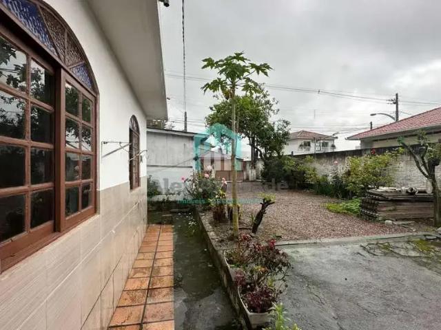 Casa / Sobrado para Venda em Biguaçu/SC Centro 3 Quartos