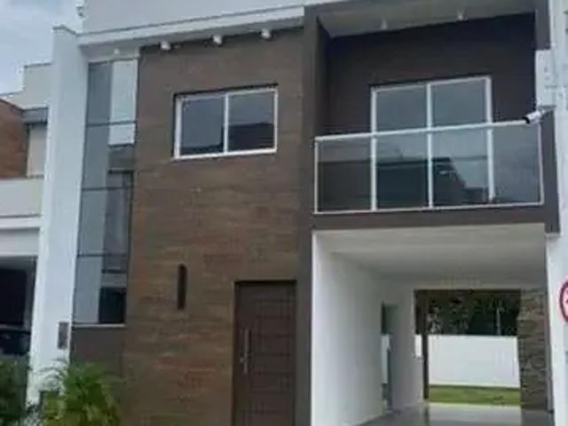 Casa / Sobrado para Venda em Biguaçu/SC Deltaville 3 Quartos
