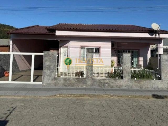 Casa / Sobrado para Venda em Biguaçu/SC Fundos 3 Quartos