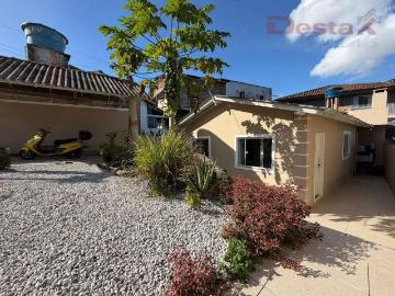 Casa / Sobrado para Venda em Biguaçu/SC Jardim Janaina 2 Quartos