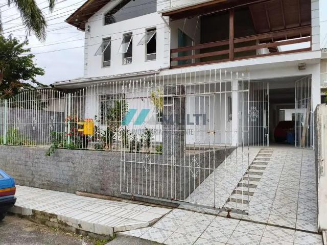 Casa / Sobrado para Venda em Biguaçu/SC Jardim Janaina 4 Quartos